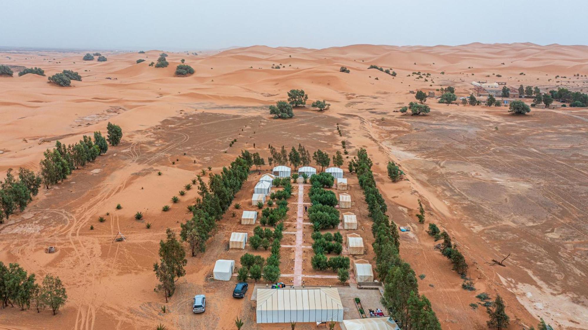 Merzouga Camp Erg Znaigui Hotel Taouz Exterior photo