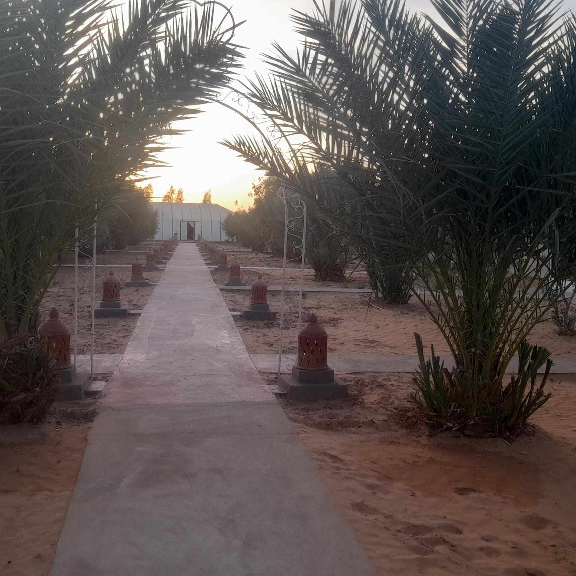 Merzouga Camp Erg Znaigui Hotel Taouz Exterior photo